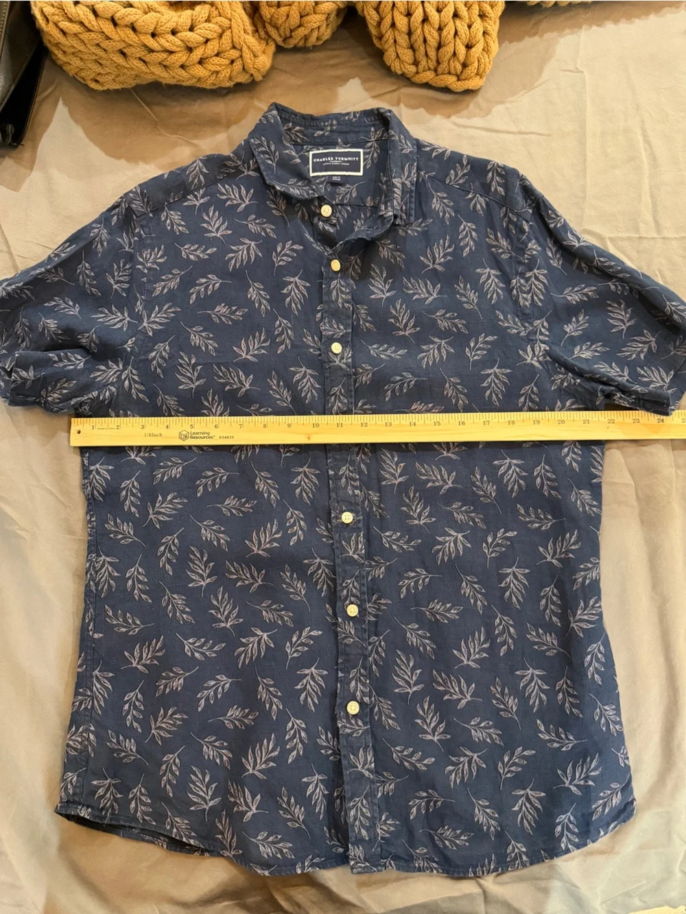 Charles Tyrwhitt Men’s Linen Navy Leaf-Print Short-Sleeve Shirt